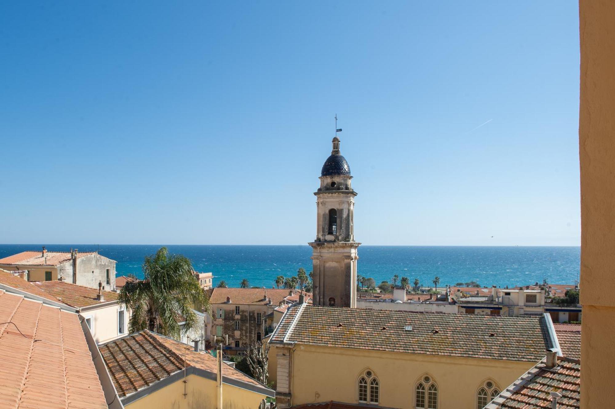 Palm Riviera - Vieille Ville De Menton - Vue Mer Bagian luar foto